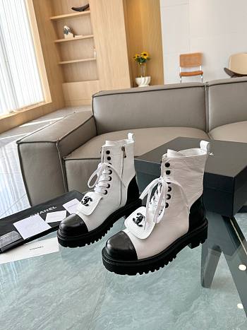 Chanel Boots 014