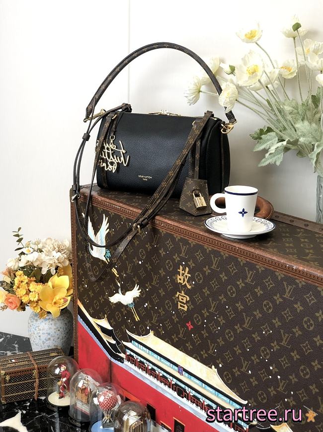 Louis Vuitton Express PM H27 M26039-26*17*13.5CM - 1