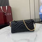 GG Marmont Small pochette with chain in Rosso Ancora Black leather-20x18x11x3.5cm - 3