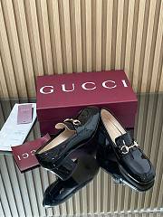 Women's heeled loafer with Horsebit in black - 5