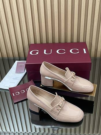 Women's heeled loafer with Horsebit in Pink