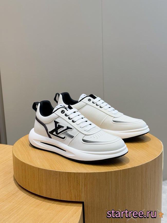 Louis Vuitton Sneakers 043 - 1