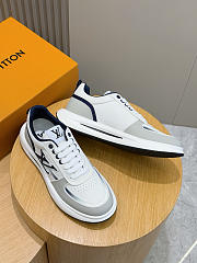 Louis Vuitton Sneakers 045 - 3