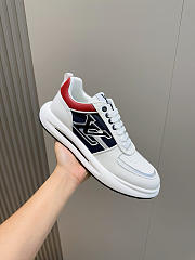 Louis Vuitton Sneakers 046 - 5