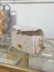 Louis Vuitton Pochette Métis East West Monogram Empreinte M25682-21.5*15*6cm - 4