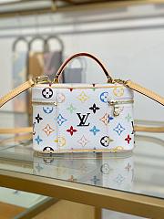 LV x TM Vanity Chain Pouch M13662-19*11.5*6.5CM - 2