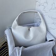 Chanel 26C Hobo Bag White Leather-35×12×45cm - 3