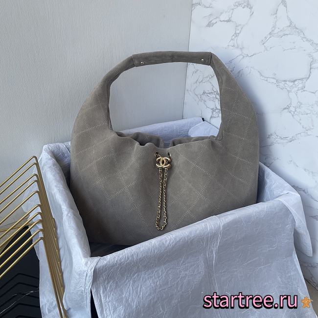 Chanel 26C Hobo Bag Grey -35×12×45cm - 1