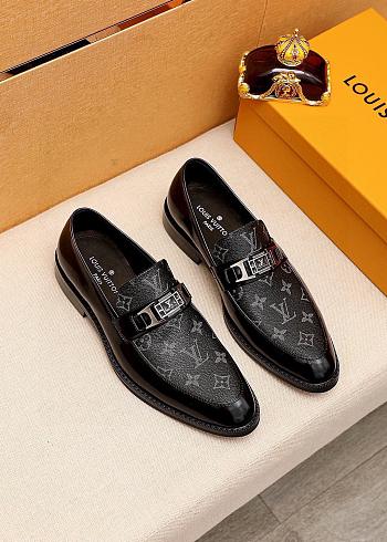 Louis Vuitton Leather Loafer 001