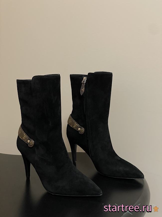 Louis Vuitton Boots 008 - 1