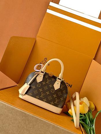 Louis Vuitton Material Monogram Alma BB- M53152 -25x19x12cm 