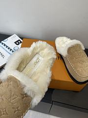 Louis Vuitton Slippers 032 - 5