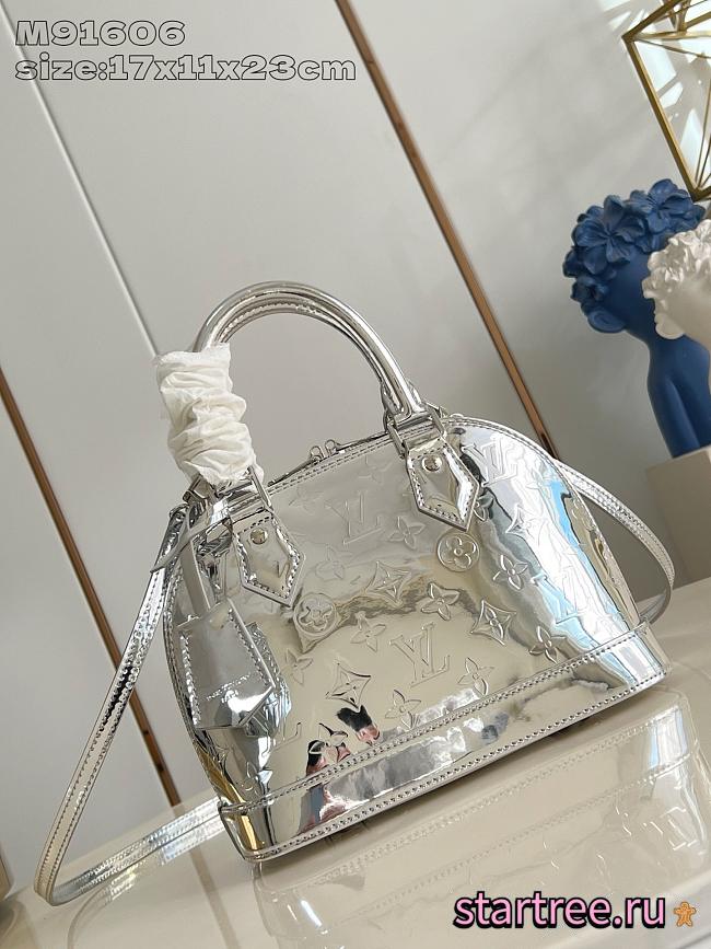 Louis Vuitton Monogram Vernis Alma BB Silver-17*11*23cm - 1