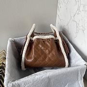 Chanel 25 small handbag Crumpled shearling sheepskin Brown - 2