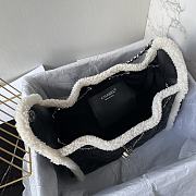 Chanel 25 small handbag Crumpled shearling sheepskin Black, Silver - 4