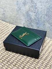 YSL CASSANDRE card case in patent leather in Green - 4