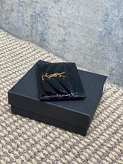 YSL CASSANDRE MATELASSÉ card case in patent leather in Black - 4