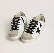 Golden Goose Sneakers 001 - 2