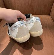 Golden Goose Sneakers 002 - 4