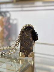 Louis Vuitton TRUNKIE EAST WEST M27266-25*15*6CM - 6