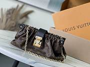 Louis Vuitton Pochette Sling Bag M27819-30*16*1CM - 1