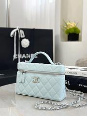 Chanel Vanity with chain Shiny grained calfskin Baby Blue-17*19.5*5cm - 2
