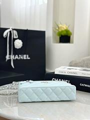 Chanel Vanity with chain Shiny grained calfskin Baby Blue-17*19.5*5cm - 3