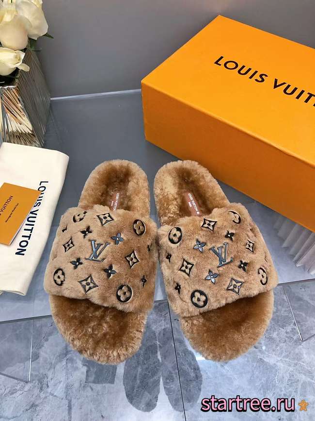 Louis Vuitton Slippers 035 - 1