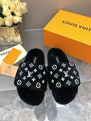 Louis Vuitton Slippers 036 - 1