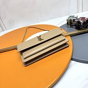 YSL Saint Laurent Sunset Box in Beige -24*14.5*5.5cm - 4