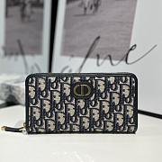 Dior 30 Montaigne Voyageur Long Wallet - 1
