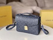 Louis Vuitton pochette metis handbag m47142 royal blue - 5