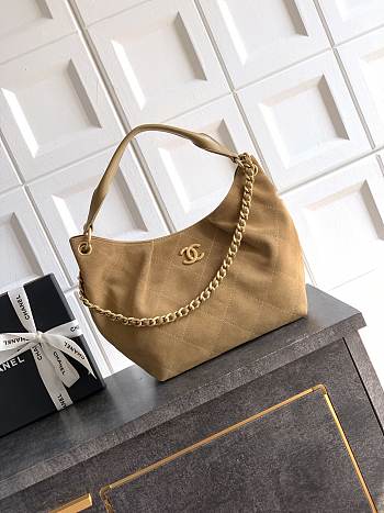Chanel Small HOBO BAG Suede Calfskin, Lambskin & Gold-Tone Metal Light Brown-24*31*10cm