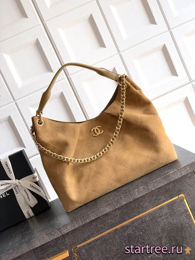 Chanel Medium HOBO BAG Suede Calfskin, Lambskin & Gold-Tone Metal Light Brown-29*35*13cm - 1