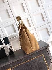Chanel Medium HOBO BAG Suede Calfskin, Lambskin & Gold-Tone Metal Light Brown-29*35*13cm - 4