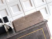 Chanel Medium HOBO BAG Suede Calfskin, Lambskin & Gold-Tone Metal Dark Grey-29*35*13cm - 5