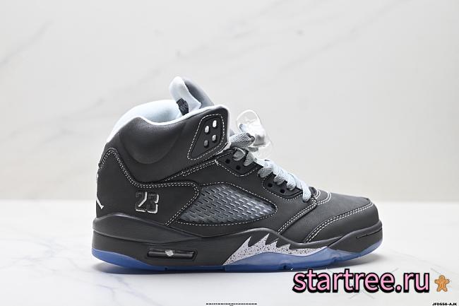 Air Jordan 5 Retro Wolf Grey - 1