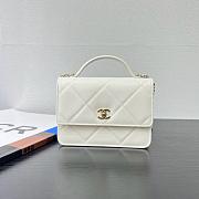 Chanel 25k Backpack With Handle Caviar White-18*14*5cm - 1