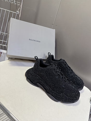 Balenciaga Sneakers 010