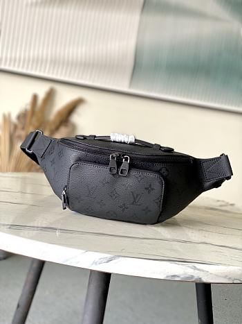 Louis Vuitton Rush waist bag M26763