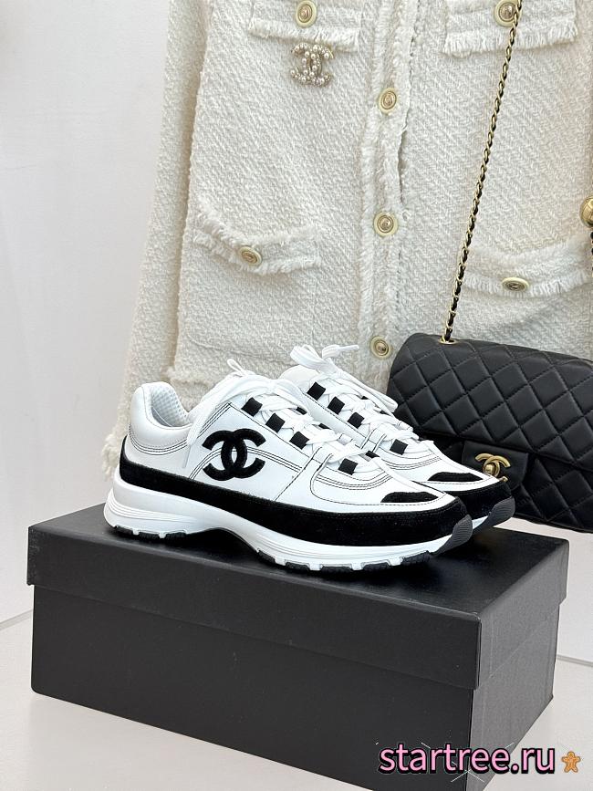 Chanel Sneakers 027 - 1