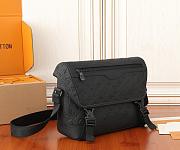 Louis Vuitton Messenger Voyager PM M25121-32*22*11CM - 3