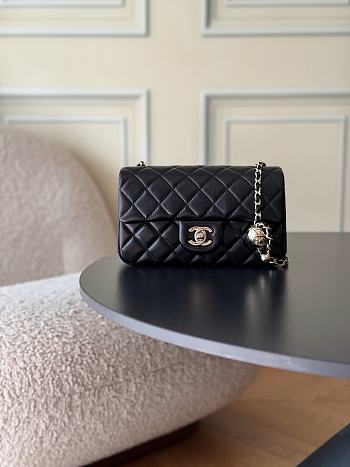 Chanel 23C Classic mini flap Lambskin Black-13*20*7cm