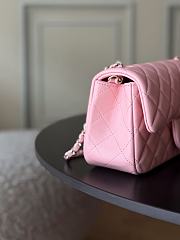 Chanel 23C Classic mini flap Lambskin Pink-13*20*7cm - 3
