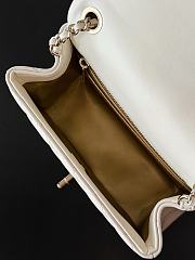 Chanel 23C Classic mini flap Lamskin White-12*18*7cm - 2