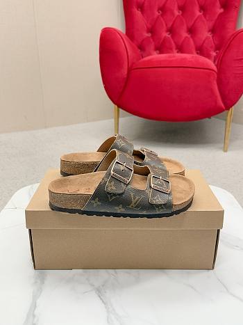 Louis Vuitton Slippers 043