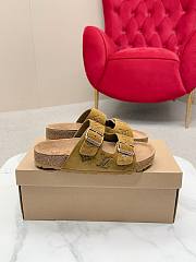 Louis Vuitton Slippers 044 - 1