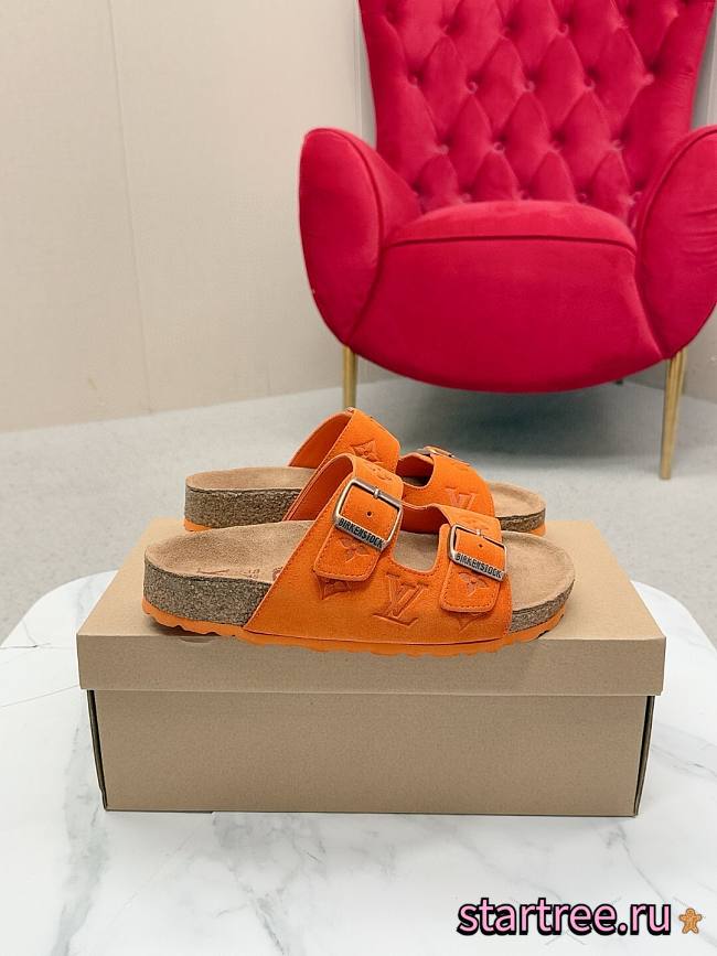 Louis Vuitton Slippers 045 - 1