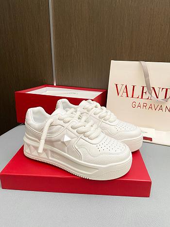 Valentino Sneakers 001