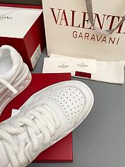 Valentino Sneakers 001 - 6